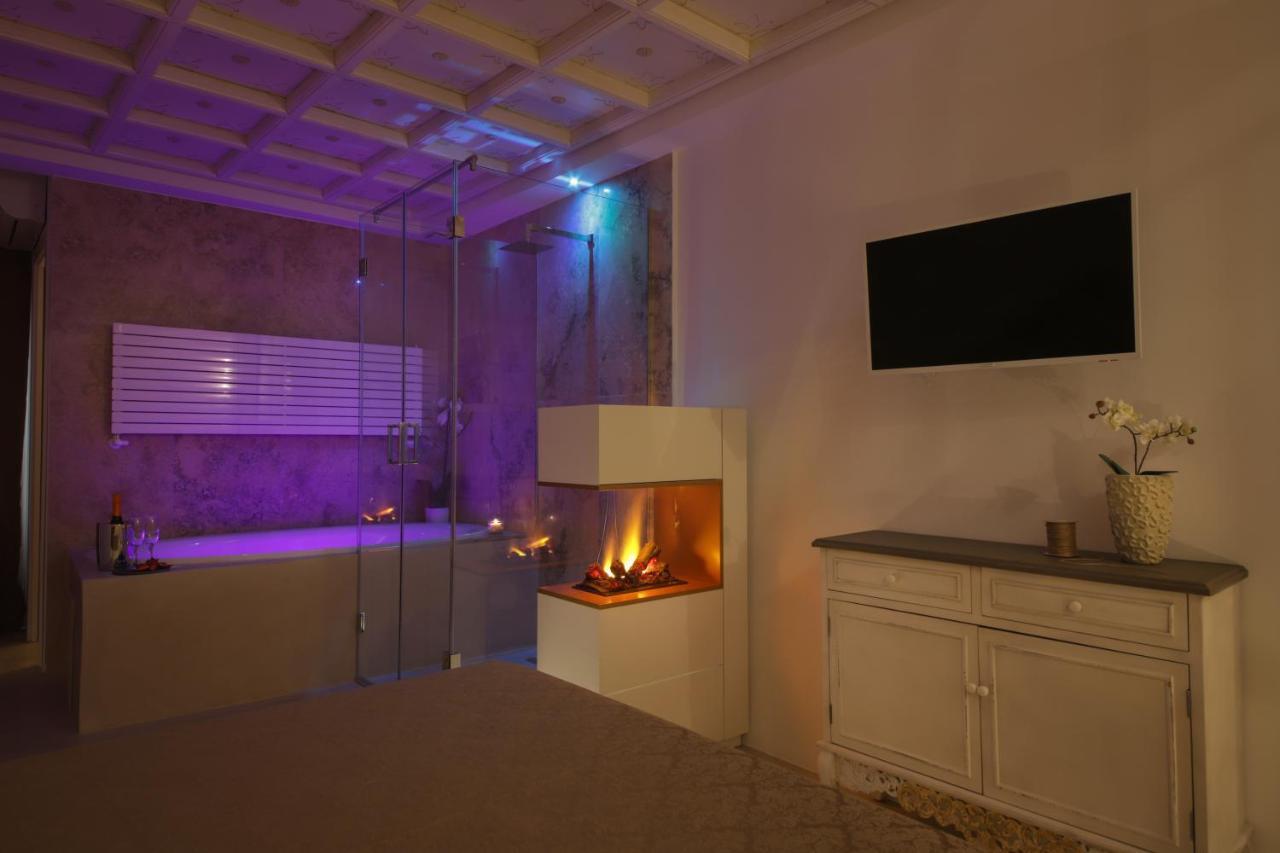 Palazzo Stapane Home Suite 9 - Luxury Living Monopoli Exterior photo