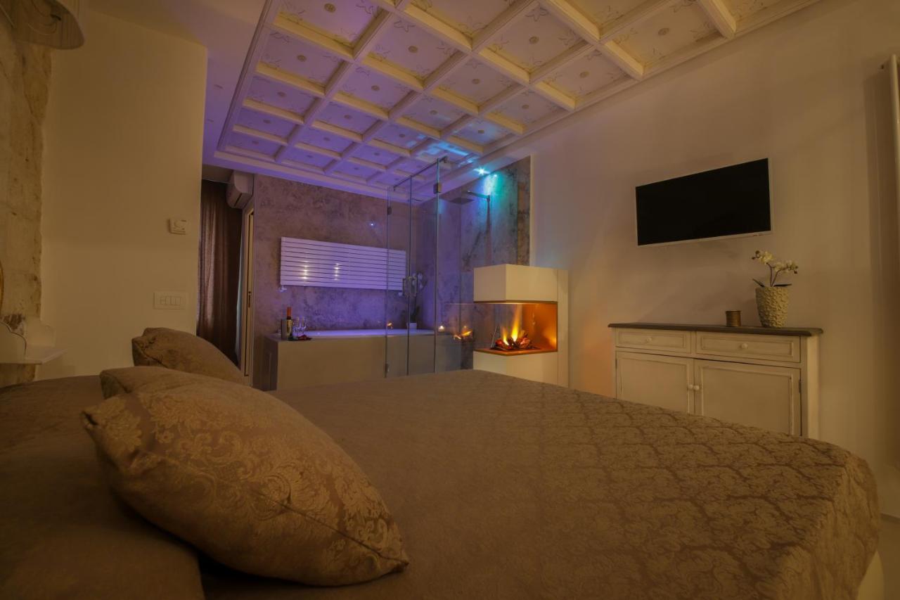 Palazzo Stapane Home Suite 9 - Luxury Living Monopoli Exterior photo